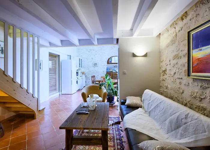 Feriehus La Grange D'oustaud Vérac